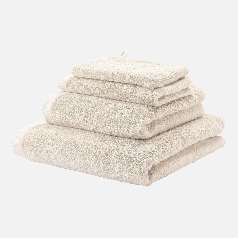 Produktbillede af LONDON Håndklæde egyptisk bomuld Creme 70x130 cm på tilbud i høj kvalitet