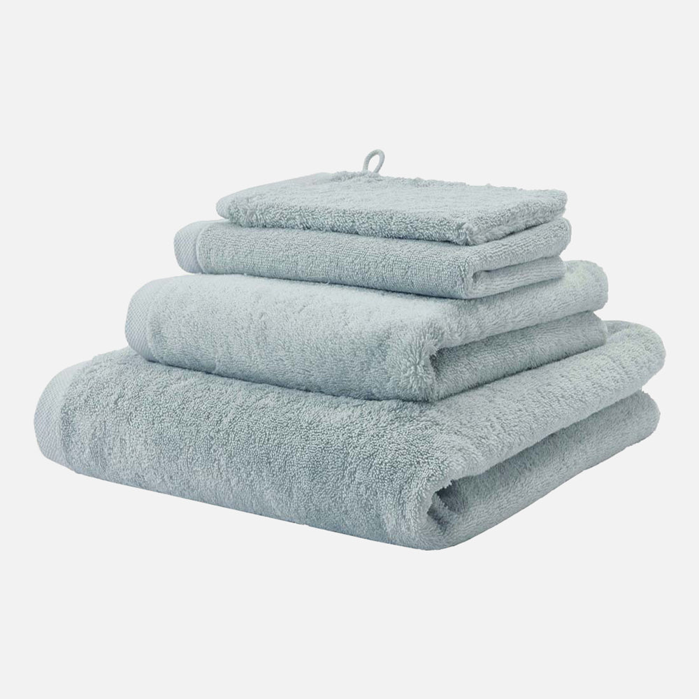 Produktbillede af LONDON Håndklæde egyptisk bomuld Lyseblå 70x130 cm på tilbud i høj kvalitet