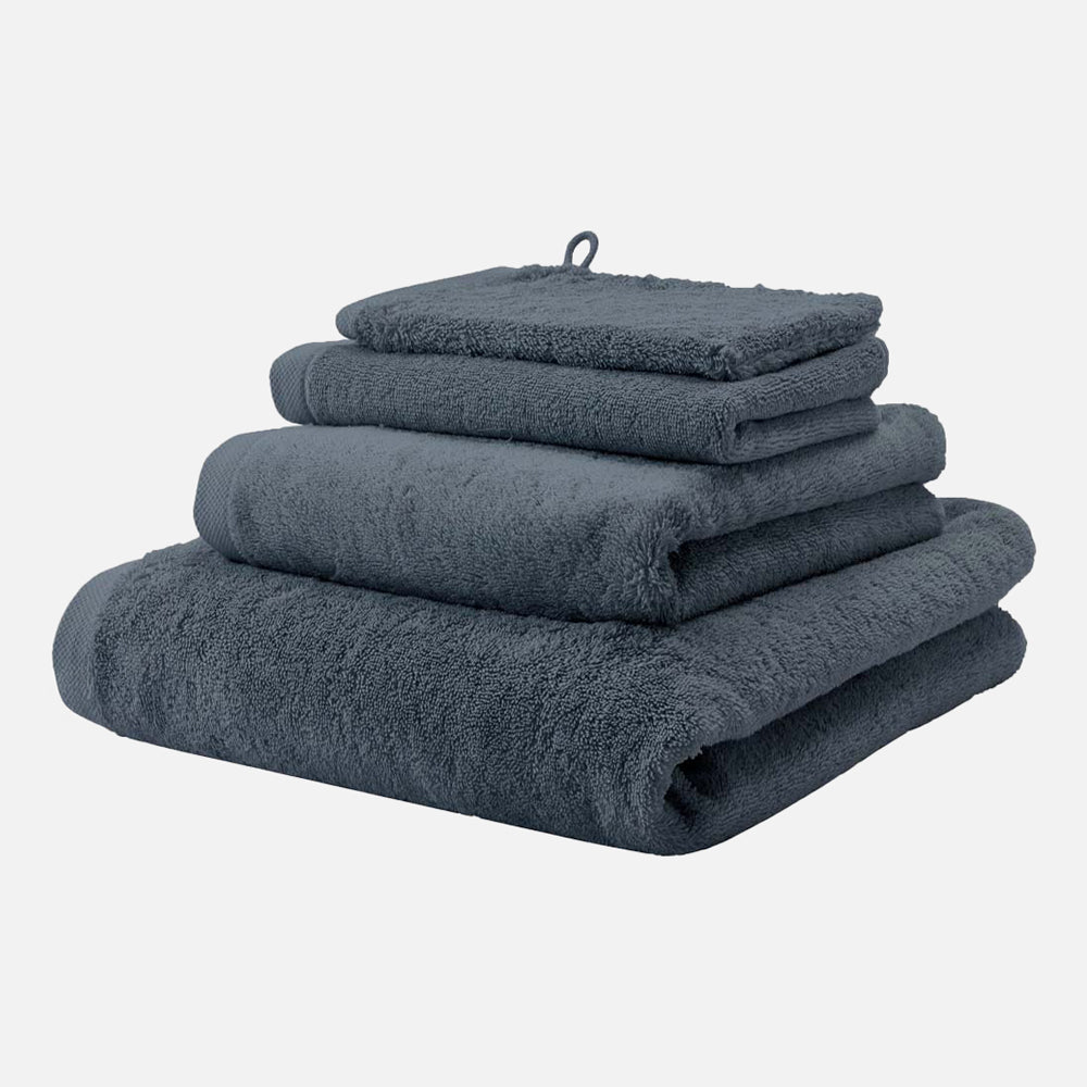 Produktbillede af LONDON Håndklæde egyptisk bomuld Støvet blå 55x100 cm på tilbud i høj kvalitet