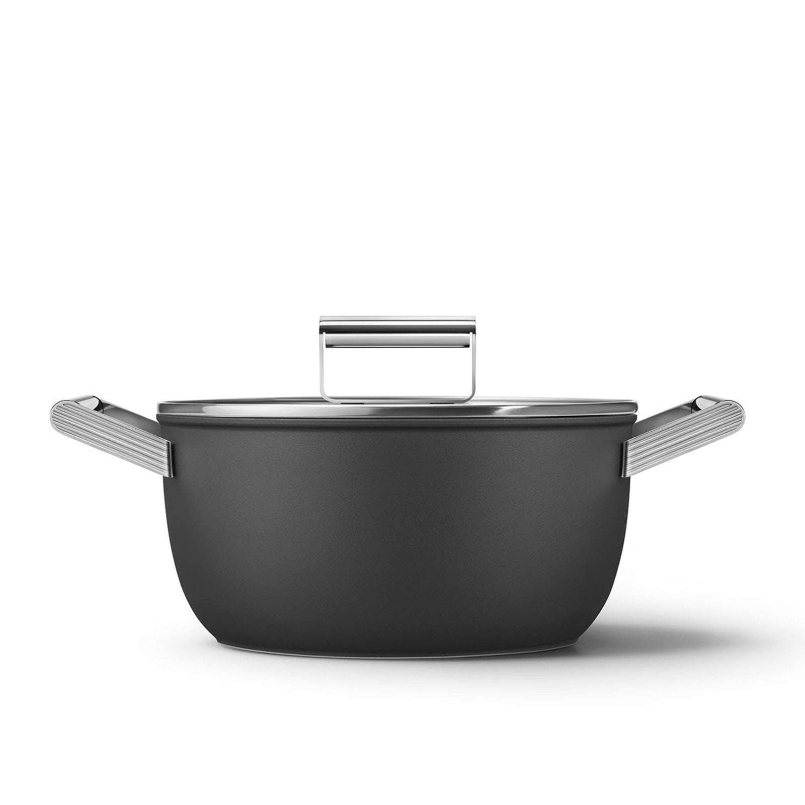 Smeg Smeg Gryde Ø24 cm/4,5 liter,sort ❤ produktbillede i kategorien Gryder