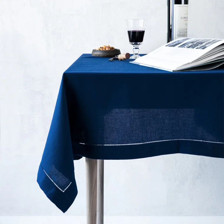 Produktbillede af Langkilde & Søn Blå stofdug med hulsøm 140 x 340cm i premium kvalitet