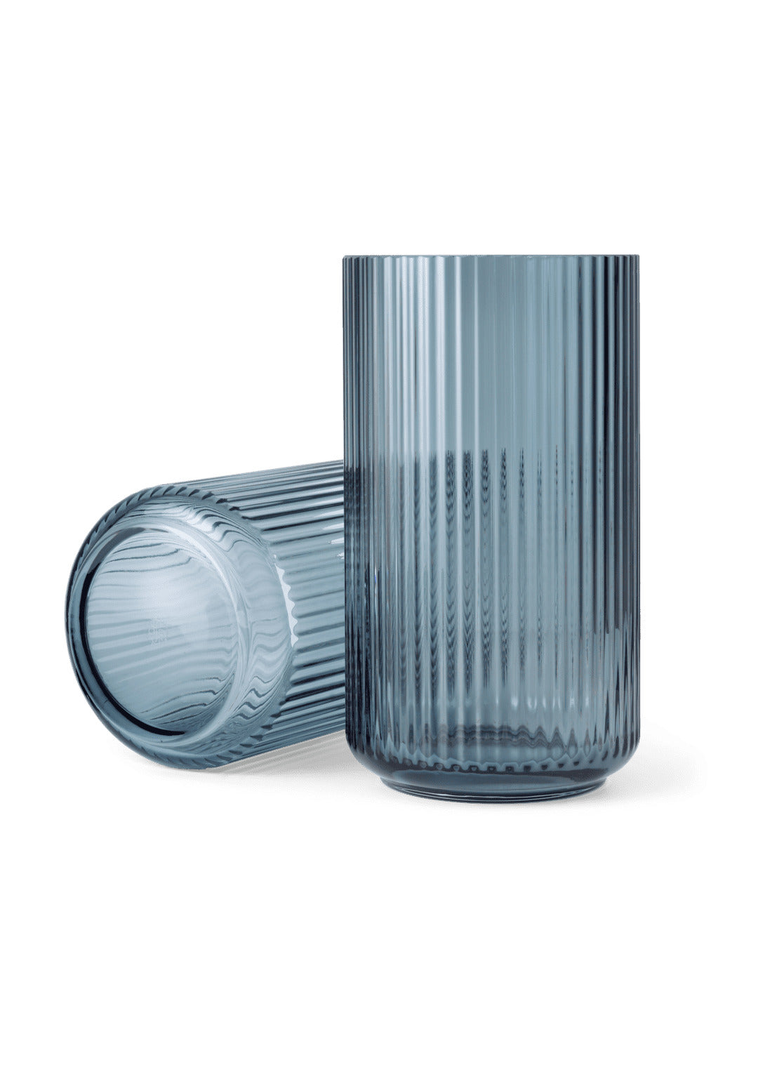 Produktbillede af Lyngby Porcelæn Lyngby Vase H31 midnight blue mundblæst glas i premium kvalitet