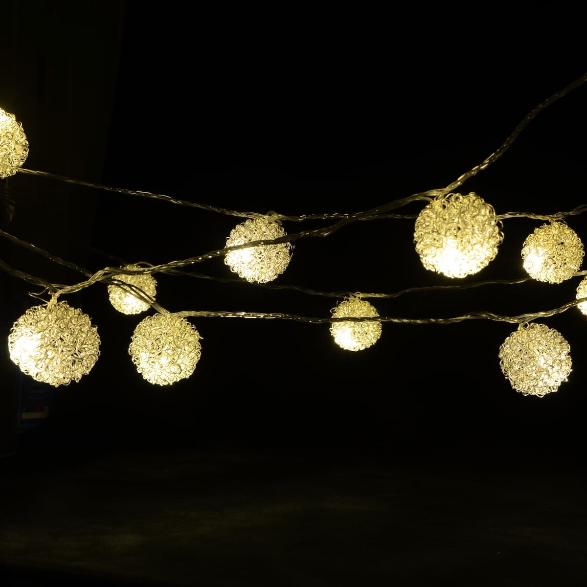 Produktbillede af Køb LED-Lyskæde med 20 filter Kugler Guld (3 meter) på tilbud
