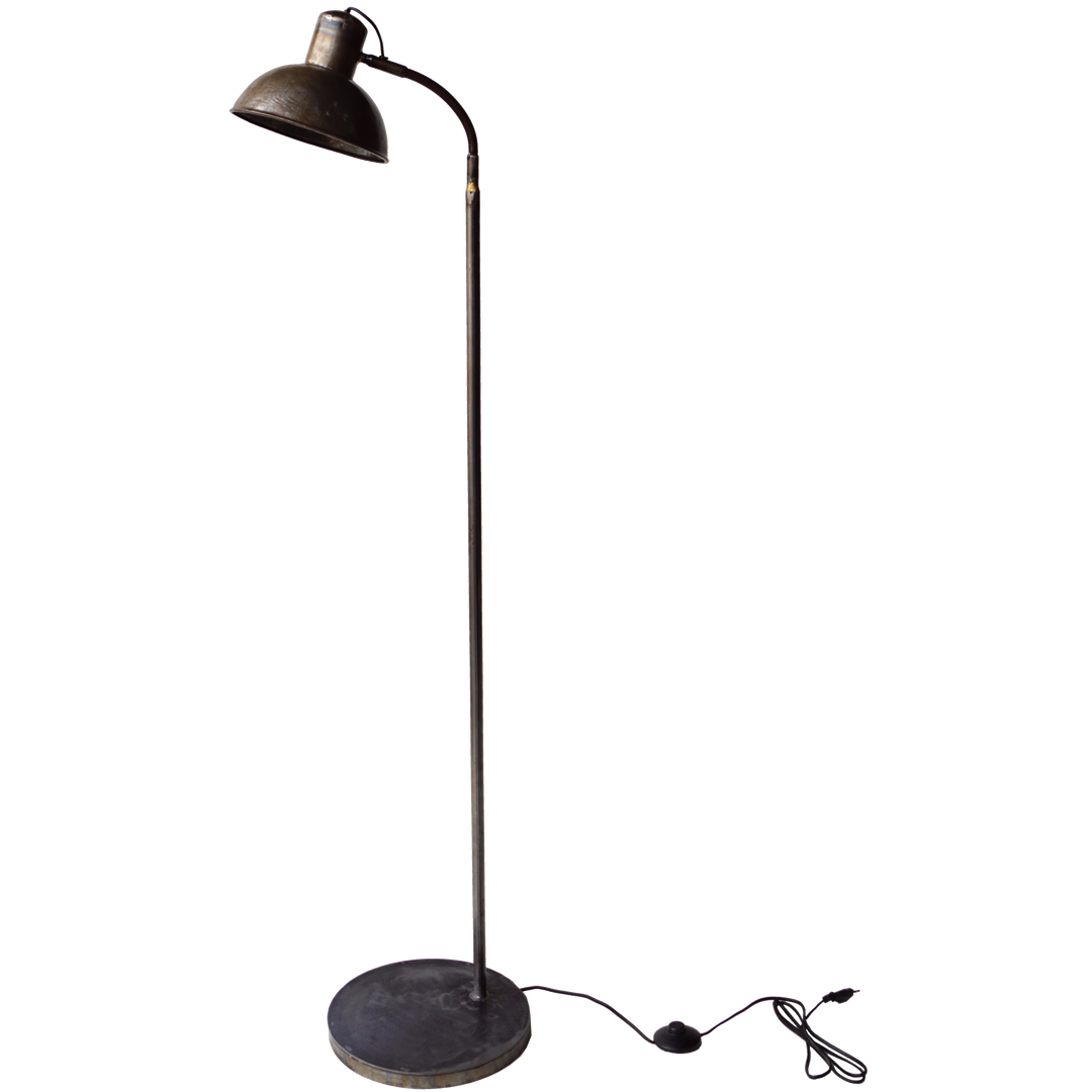 Produktbillede af TRADEMARK LIVING WALENTIN GULVLAMPE JERN 145 i premium kvalitet