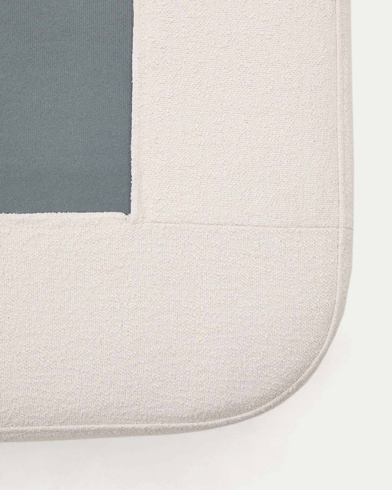 Produktbillede af KAVE HOME Betræk til Odum seng beige micro bouclé til en 160x200 cm madras i premium kvalitet