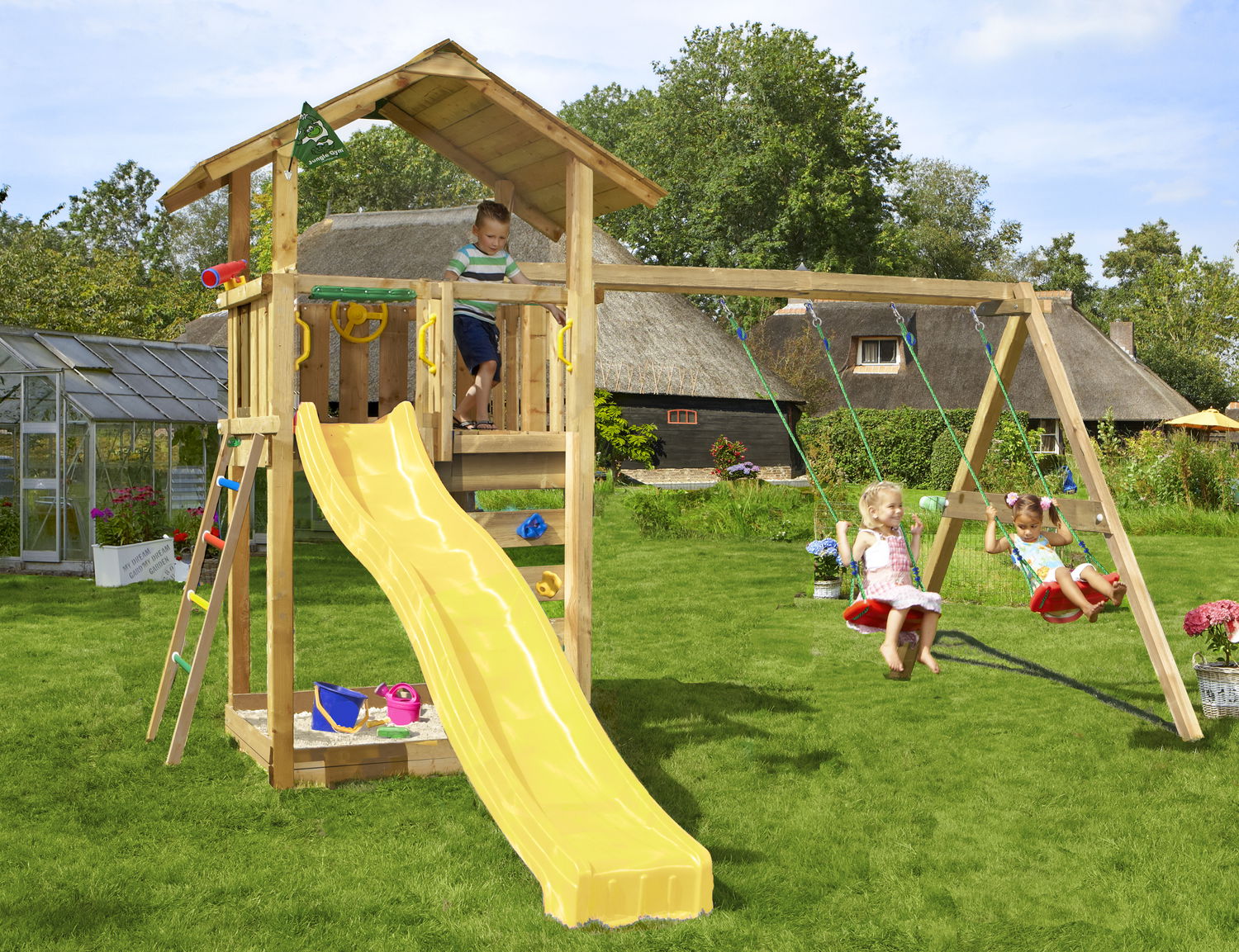 Produktbillede af Legetårn Jungle Gym Sierra 2.1 m/Swing Module 220 og gul rutschebane på tilbud i høj kvalitet