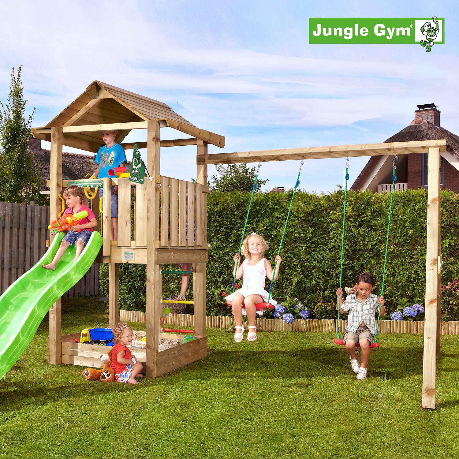 Produktbillede af Jungle Gym House legetårn komplet inkl. swing module xtra og rutschebane på tilbud i høj kvalitet