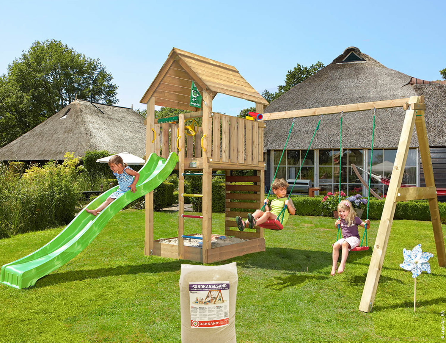 Produktbillede af Legetårn Jungle Gym Cabin 2.1 m/2-Swing Module 220 grøn rutsjebane og 120 kg sand på tilbud i høj kvalitet