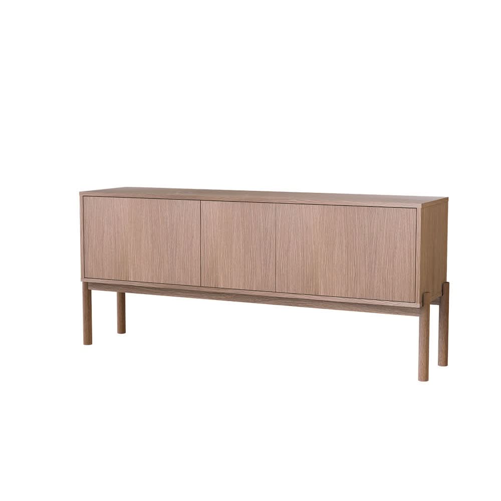 Nordic Skænk med træben Hvidolieret eg ✔ Kæmpe udvalg i  Storage And Shelves ✔ Billig fragt og hurtig levering 2 - 5 hverdage - Varenummer: STSH-227761 / Ean:  på lager - Udsalg på Nordic Skænk Spar op til 54% - Over 1312 kendte brands på udsalg
