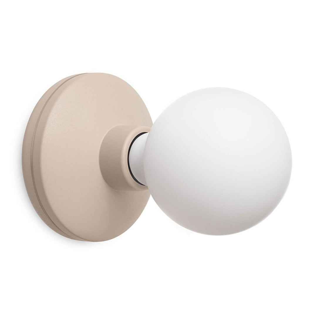 Humble lights Humble lights The Humble Bee væglampe, beige – frontbillede (Væglampe)