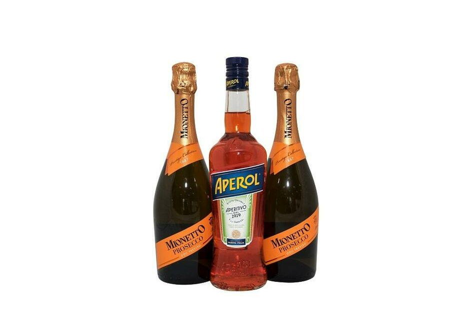 Aperol Spritz Pakken ❤ Stort online udvalg i BARLIFE ❤ Billig fragt og hurtig levering 2 - 5 hverdage ❤ Varenummer: BAR-11950 / Ean: på lager - Udsalg på Fødevarer, drikkevarer og tobak | Drikkevarer | Alkoholiske drikke | Spiritus Spar op til 67% - Over 412 kendte brands på udsalg