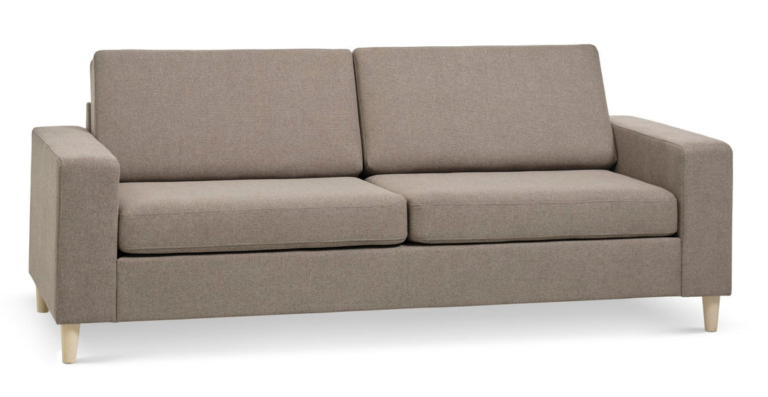 Pan 2,5 pers. sofa antelope beige polyester stof og natur træ