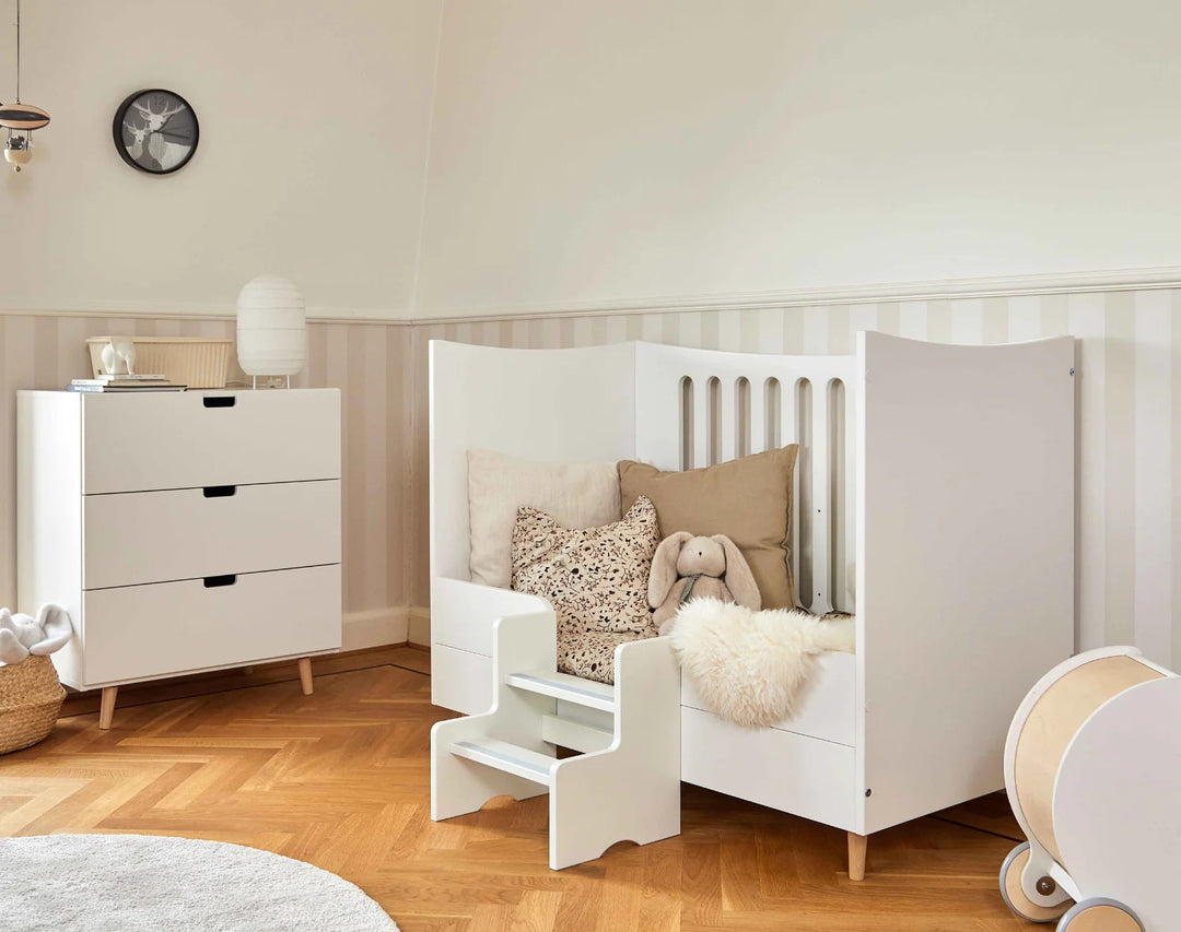 Manis-H  Delt sengehest til babyseng  -  