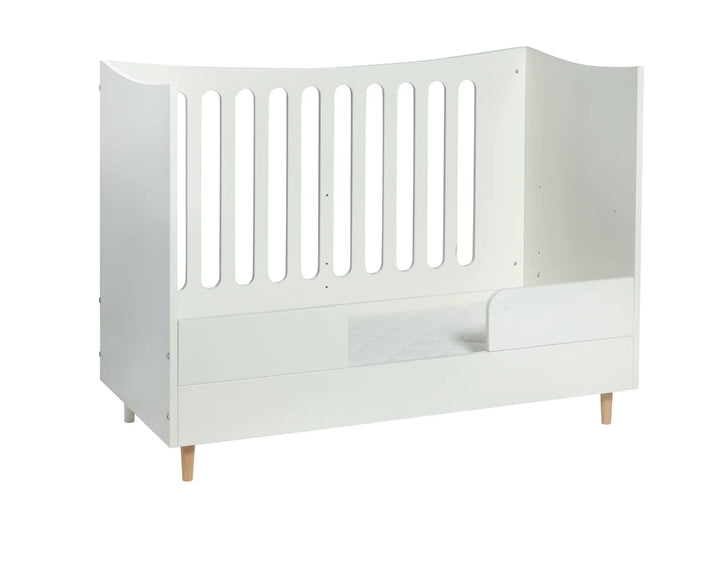 Manis-H  Delt sengehest til babyseng  -  