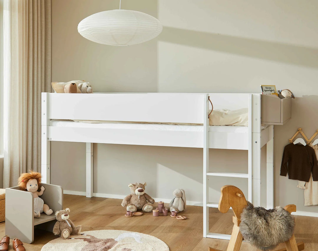 Manis-H  Frej Halvhøj seng med tremme sengehest 200 cm  -  90x200