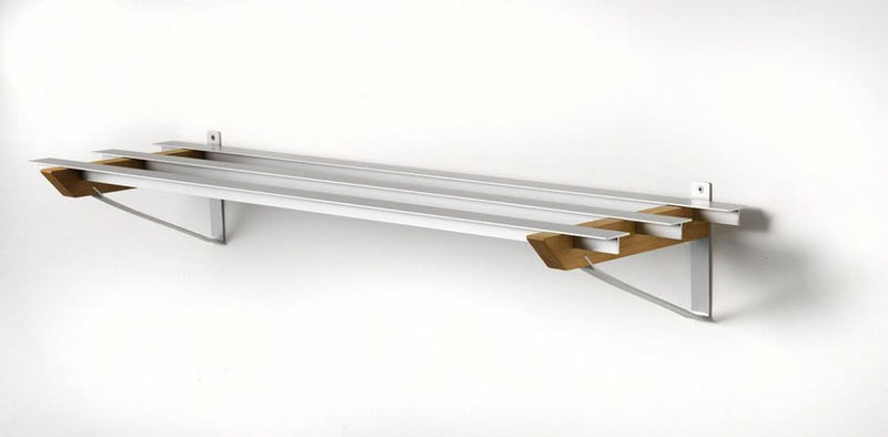 tilbud på SR2 skohylde, 68 cm bred, væghængt i rustfrit stål. Billigt udsalg på 6 træfinish. Hurtig levering, 1-2 hverdage. Køb online nu!