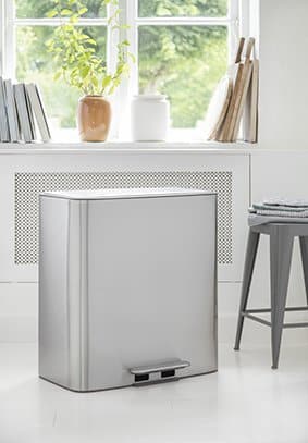 30 L x 2. Pedal Bin Slow Down ❤ Kæmpe udvalg i Steel-Function ❤ Billig fragt og hurtig levering 2 - 5 hverdage - Varenummer: BAR-22674 / Ean: &