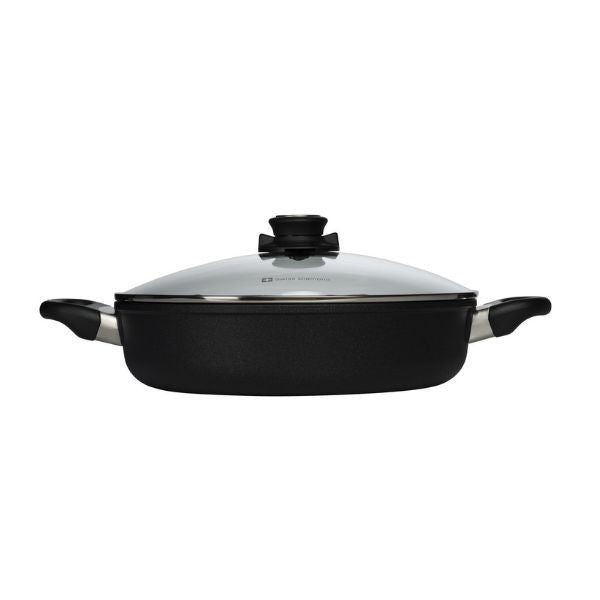 Produktbillede af Swiss Diamond Sautergryde M/låg 28 Cm 3,5l Induktion på tilbud i brug