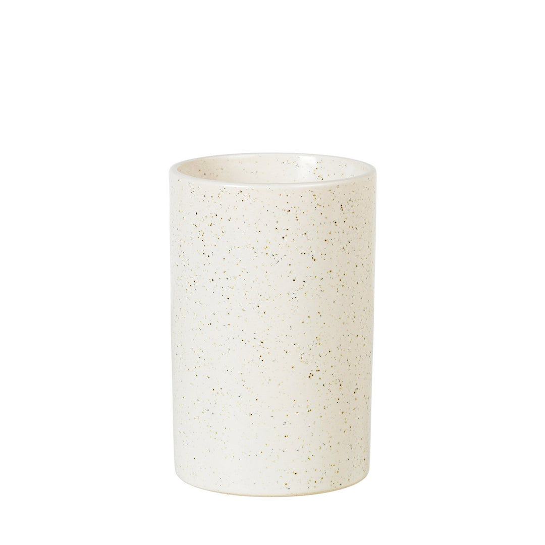 Se Broste Nordic Vanilla redskabsholder 14,5 x 9 cm ✔ Stort online udvalg i Broste - Køb online på udsalg og tilbud lige nu ✔ Meget billig fragt og hurtig levering: 1 - 2 hverdage - Varenummer: KTCH-58494 og barcode / Ean: 5710688197187 på lager - Udsalg på Hjem og madlavning, Bestik, porcelæn og glasvarer Spar op til 65% - Over 1124 kendte brands på udsalg