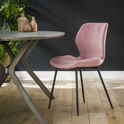 billigt tilbud på Blues- 4 Spisebordsstole i pink velour og metal! Udsalg på 3-nordic. Køb online nu! Hurtig levering: 1-2 hverdage. Spar op til 56%.
