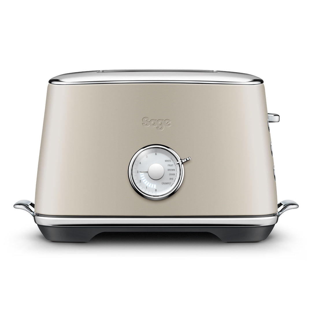 Sage Sage STA735ALM Toast Select Luxe brødrister, almond nougat – billede i brug (Brødristere)