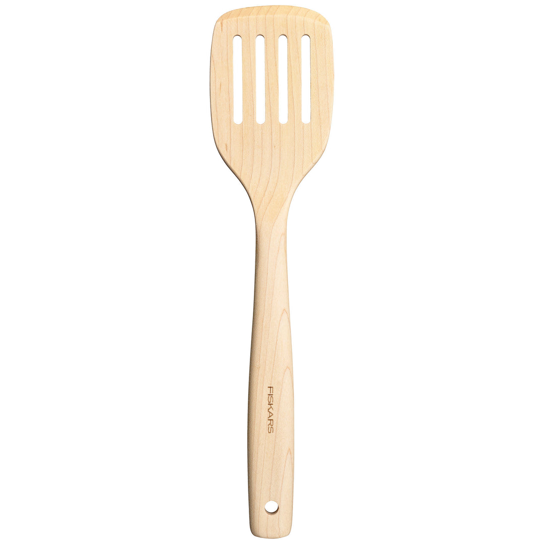 Fiskars Fiskars Folken paletkniv perforeret 30 cm – billede i brug (Stegepade)