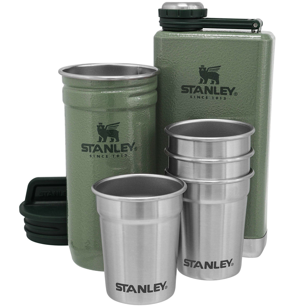 Stanley Stanley The Pre-Party Shotglass + flask set, grøn – close-up (Drinksæt)