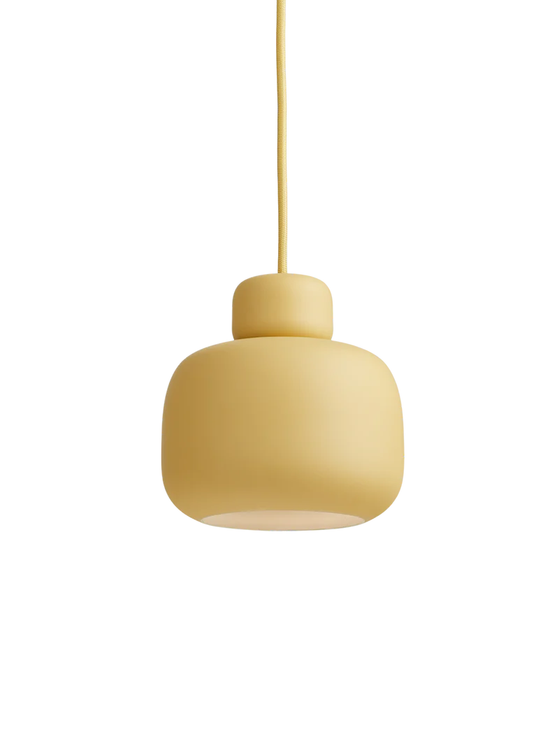 Produktbillede af WOUD STONE PENDEL LILLE MUSTARD 16 i premium kvalitet