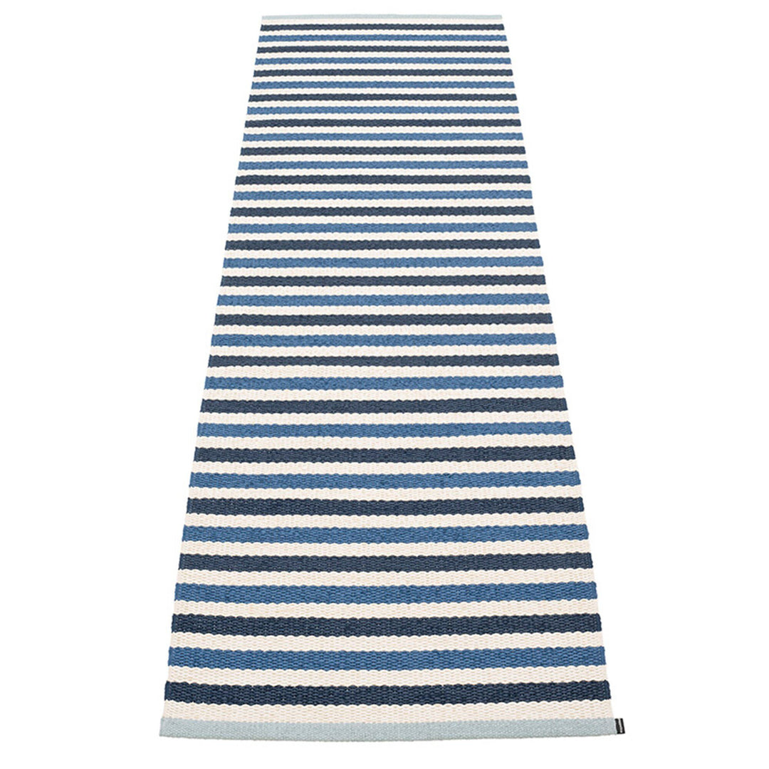 Pappelina Pappelina Teo gulvtæppe 70 cm x 240 cm, denim/blue/vanilla – produktfoto (Tæpper)