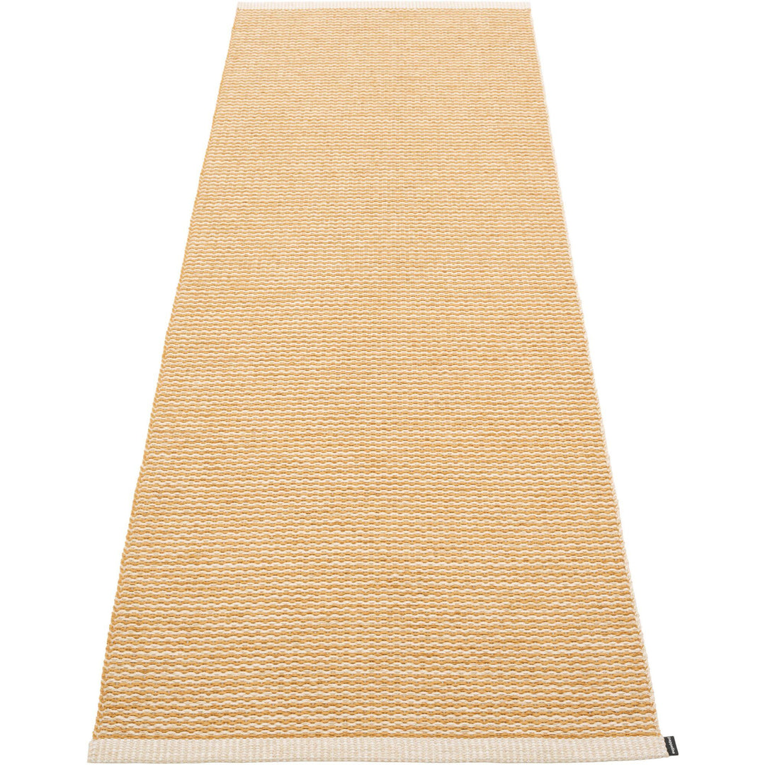 Pappelina Pappelina Mono plasttæppe 85 x 260 cm, ochre – produktbillede (Tæpper)
