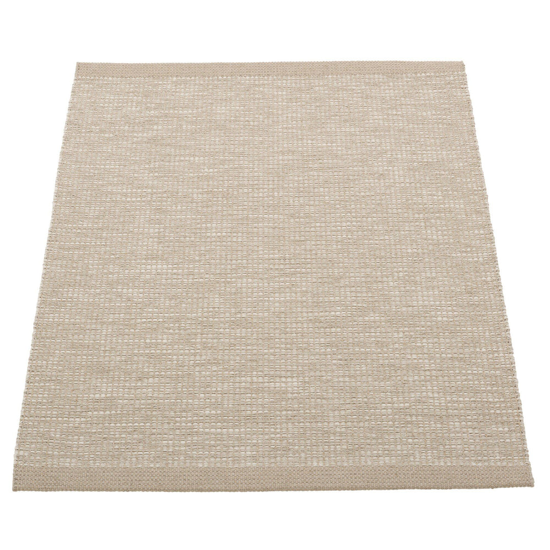 Pappelina Pappelina Sam gulvtæppe 90x70 cm, dark linen/linen – produktvisning (Tæpper)