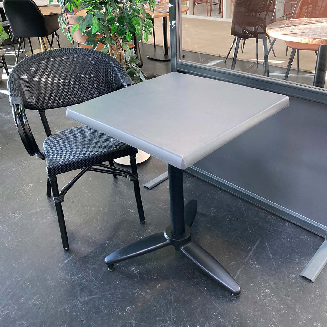 Produktbillede af WERZALIT Antracite Grå bordplade firkantet 70x70cm på tilbud
