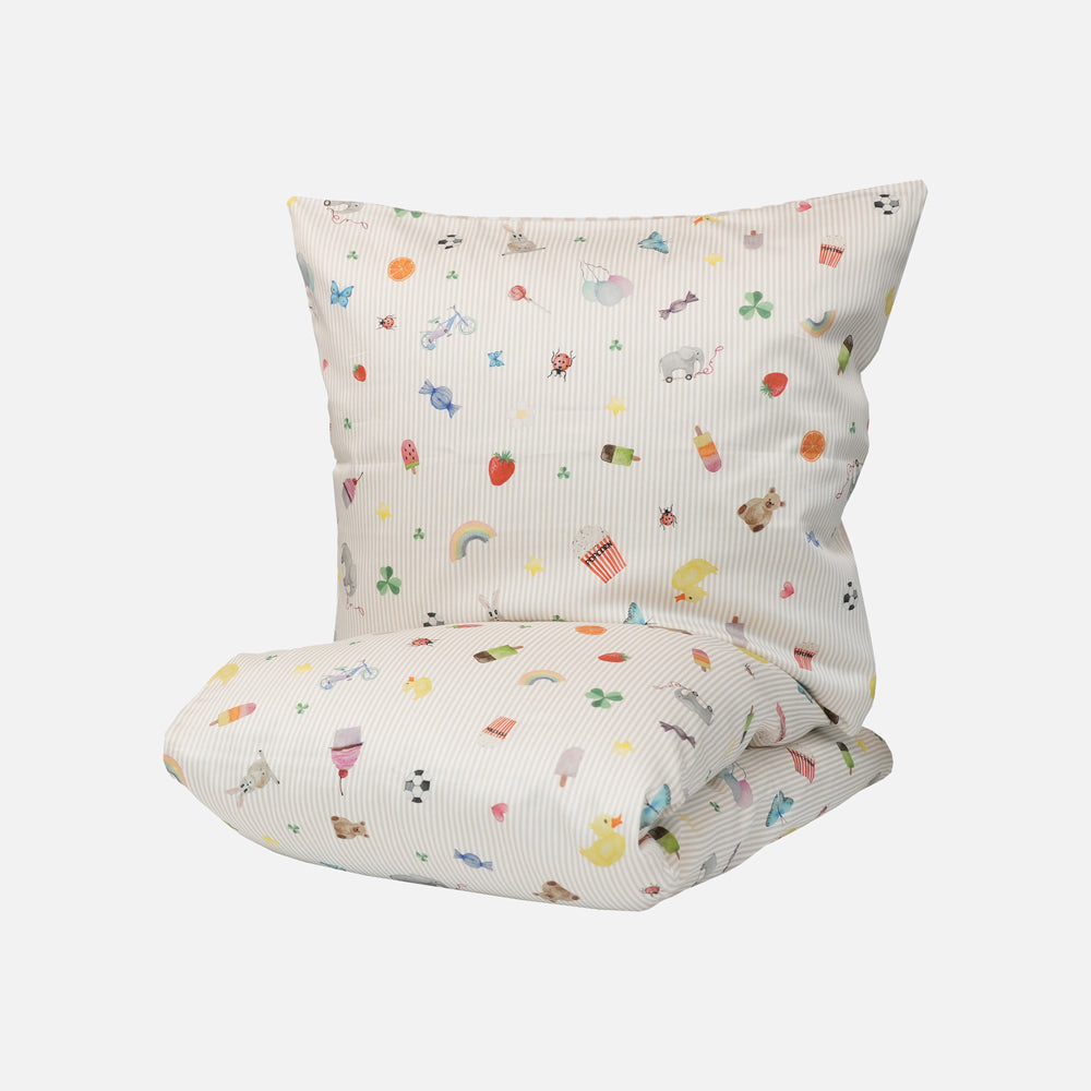 Produktbillede af PLAY Sengetøj All By Voss 100x140 cm (Junior) på tilbud i høj kvalitet