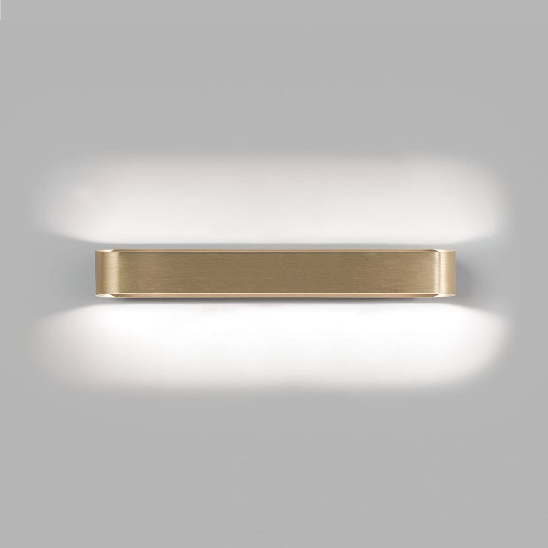 AURA W3 Væglampe Messing LIGHT-POINT