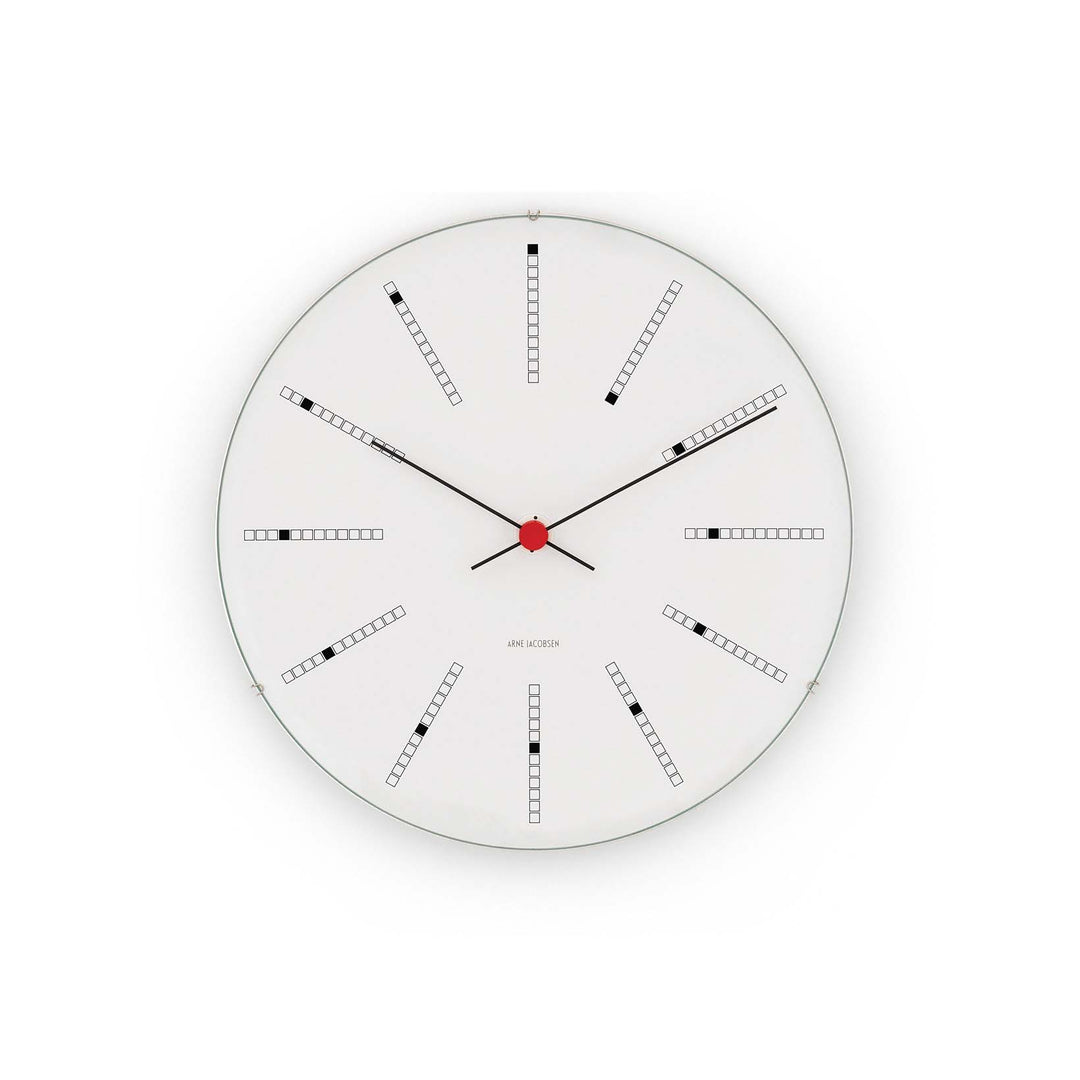 Produktbillede af Arne Jacobsen Bankers Vægur Ø21 cm hvid/sort/rød i premium kvalitet