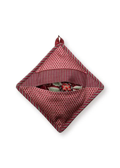 Se tilbud på Pot Holder Square Flower Festival Dark Pink 22x22cm! Billigt udsalg på Pip Studio. Hurtig levering, 1-2 hverdage. Spar op til 65%.