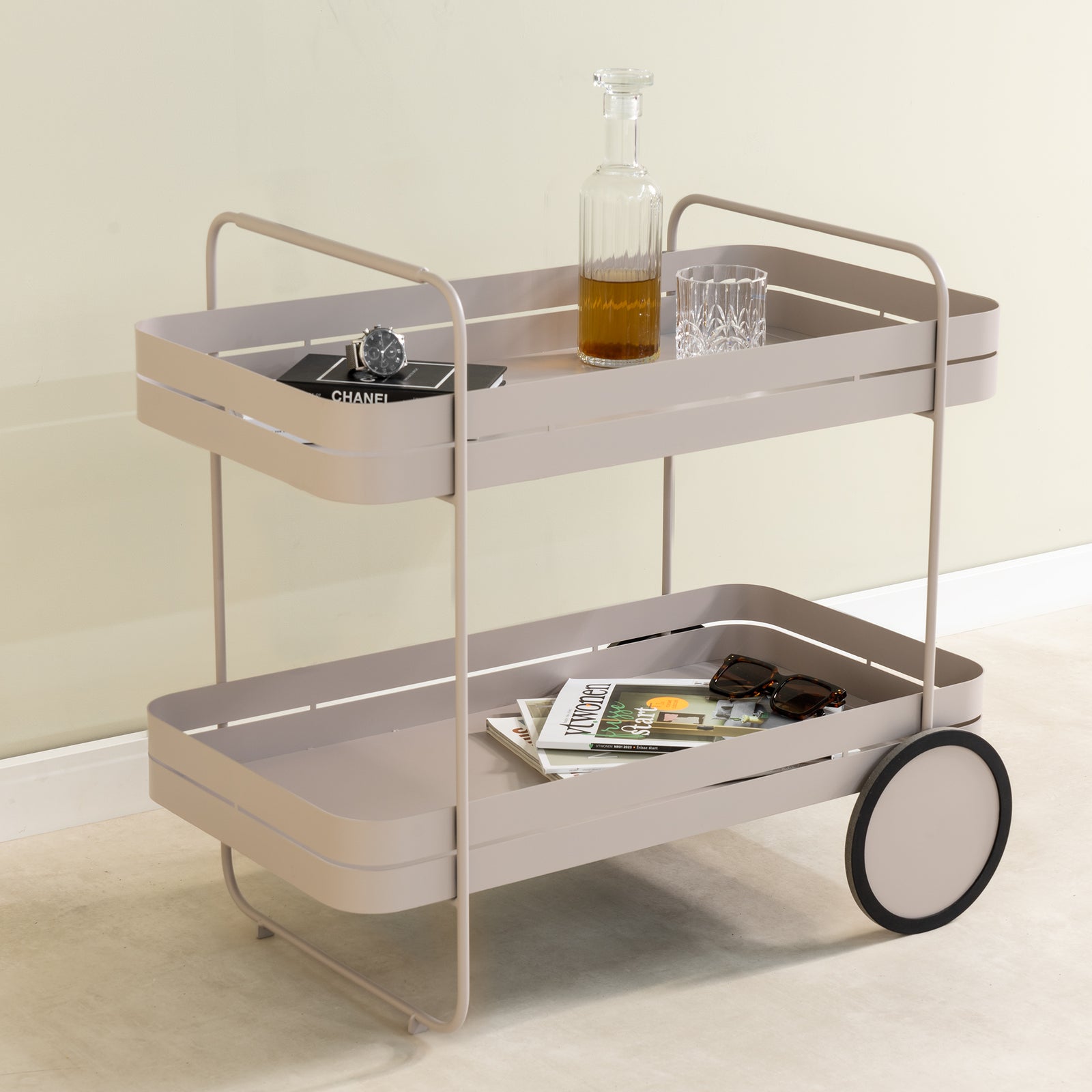 Produktbillede af Carrito Serveringsvogn i silky taupe metal på tilbud i høj kvalitet