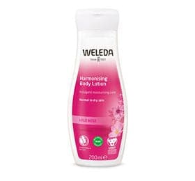 Se Weleda Body Lotion Harmonising Wild Rose &bull; 200 ml. DATOVARE 12/2023 ❤ Kæmpe udvalg i Blandet ❤ Hurtig levering: 1 - 2 Hverdage samt billig fragt - Varenummer: HG-51224-1 og barcode / Ean: '4001638529471 på lager - tilbud på Personlig pleje Spar op til 55% - Over 454 design brands på tilbud
