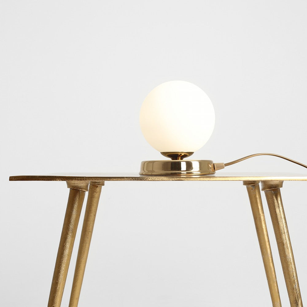 Produktbillede af Hazme Bordlampe i guld og hvidt glas ø 14 cm på tilbud i høj kvalitet