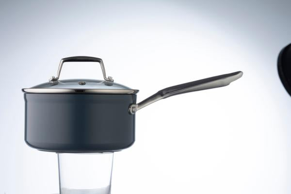 Produktbillede af By Tareq Taylor Vivian Kasserolle 1,5 liter Indigo i premium kvalitet