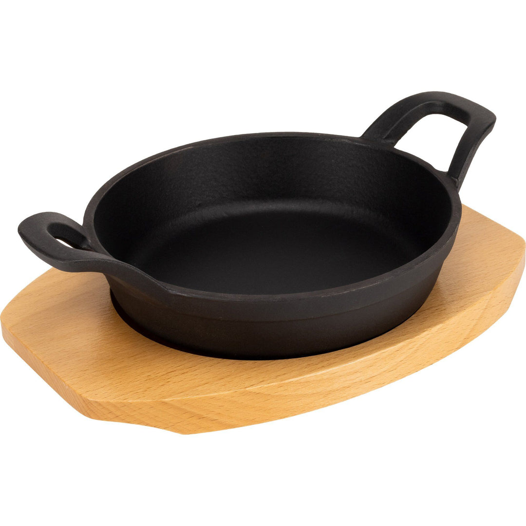 Essentials Essentials Støbejerns Serveringspande 16 cm, bordskåner i træ – produktbillede (Støbejernsgryde)