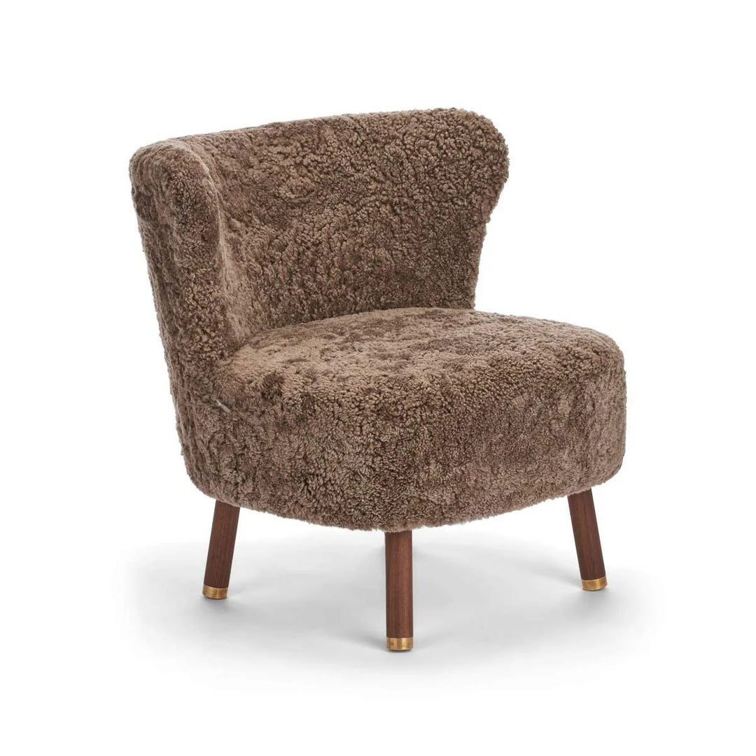 Produktbillede af NATURES COLLECTION EMIL LOUNGESTOL KORTHÅRET LYSEBRUN VALDNØD M. MESSIHNG 82 i premium kvalitet