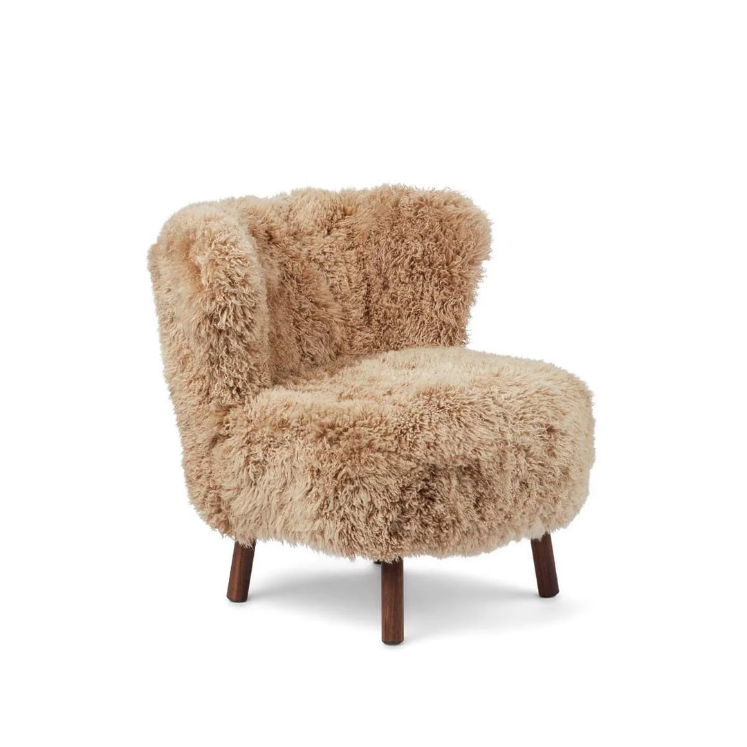 Produktbillede af NATURES COLLECTION EMIL LOUNGESTOL LANGHÅRET HONNING VALDNØD 82 i premium kvalitet