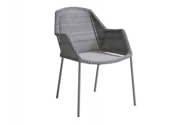 Produktbillede af Cane-line Breeze Stabelstol m/armlæn Light grey på tilbud i høj kvalitet