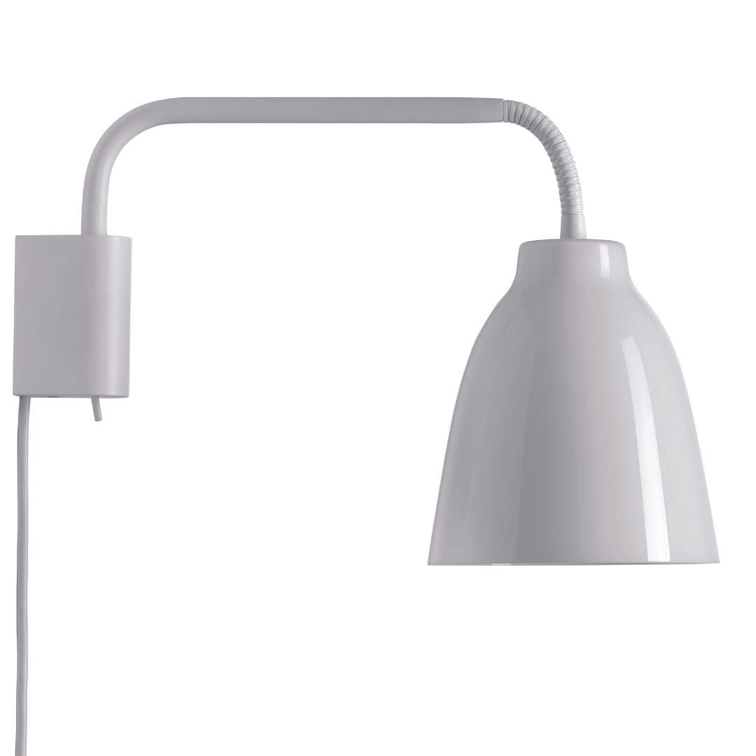 Produktbillede af Caravaggio Read Væglampe Opal Fritz Hansen i premium kvalitet