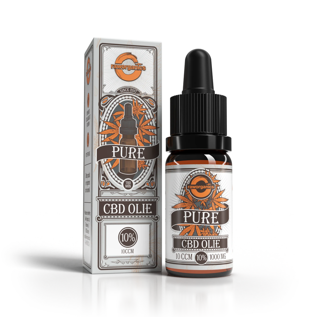 Produktbillede af Raworganics Pure CBD olie 10% på tilbud i brug
