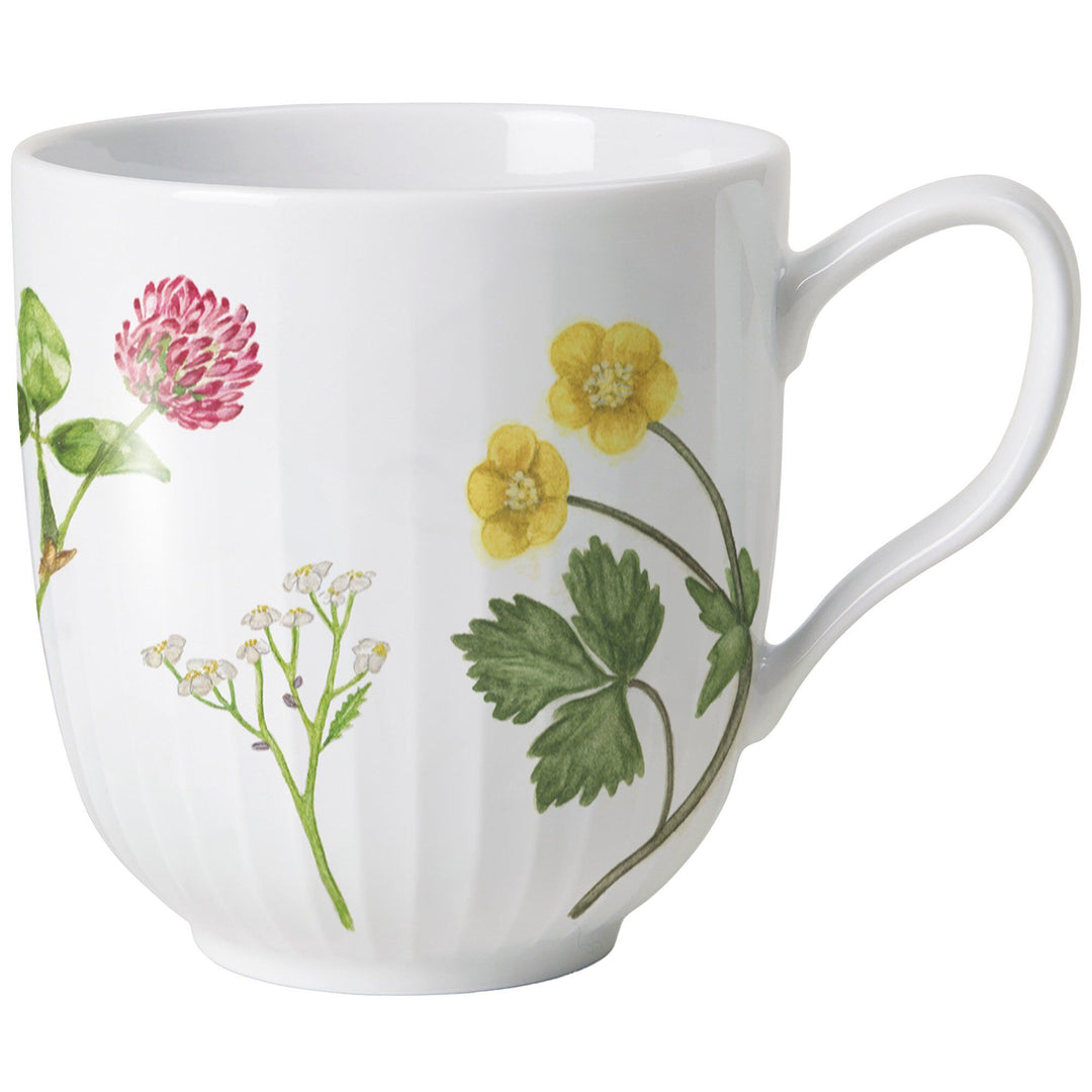 Kähler Kähler Hammershøi Summer krus 33 cl, wild flowers – billede i brug (Krus)