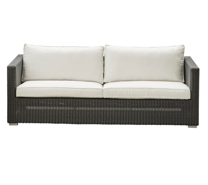 Produktbillede af CANE-LINE CHESTER SOFA 3/PERS INKL. HVID HYNDER GRAPHITE 197 i premium kvalitet