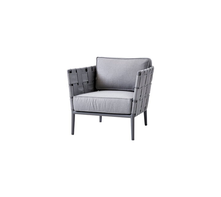 Produktbillede af CANE-LINE LOUNGESTOL LIGHT GREY 82 i premium kvalitet