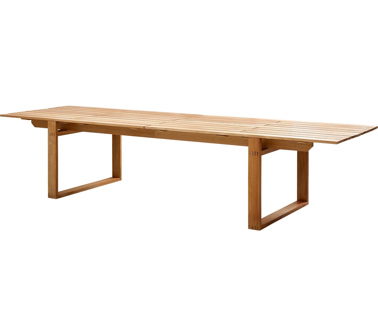 Produktbillede af CANE-LINE ENDLESS SPISEBORD TEAK 332 i premium kvalitet
